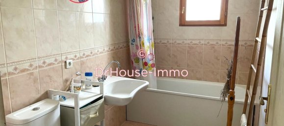 4 bedrooms House in Gargenville, France No. 165727 12