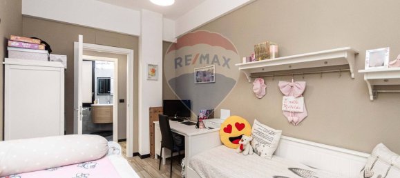 6 rooms Apartment in Genoa, Italy No. 195973 35