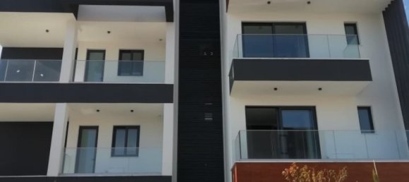 3 bedrooms Apartment in Limassol, Cyprus No. 31555 5