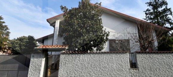 4-salle Villa à Parabiago, Italy No. 25340 39