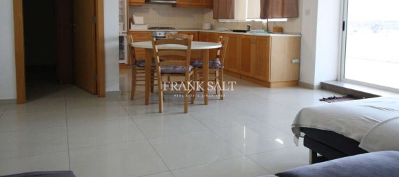 2 غرف نوم طابقين في Saint Paul's Bay, Malta رقم 10767 2