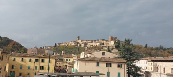 6 rooms Apartment in Colle di Val d'Elsa, Italy No. 196022 2