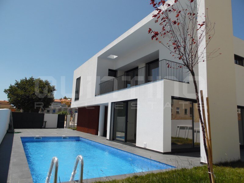 4 Schlafzimmer Villa in Cascais, Portugal, Nr. 128551