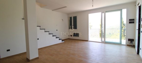 Вилла с 3 спальнями в Алассио, Италия № 72654 33