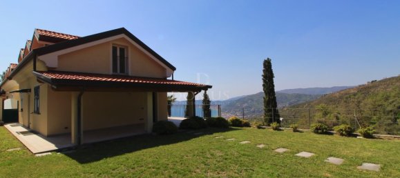 Вилла с 3 спальнями в Алассио, Италия № 72654 19