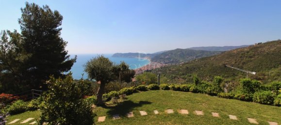 Вилла с 3 спальнями в Алассио, Италия № 72654 14