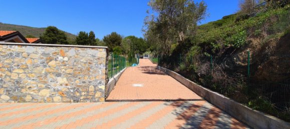 Вилла с 3 спальнями в Алассио, Италия № 72654 13