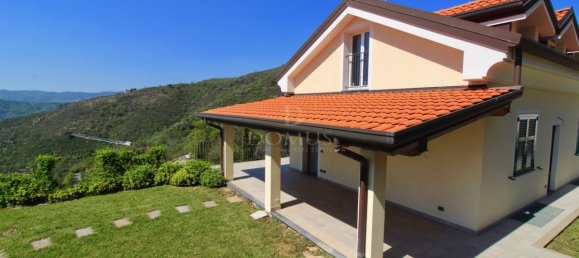 Вилла с 3 спальнями в Алассио, Италия № 72654 15