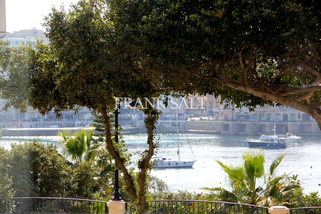 Офис 300м² в Слима, Мальта № 11870