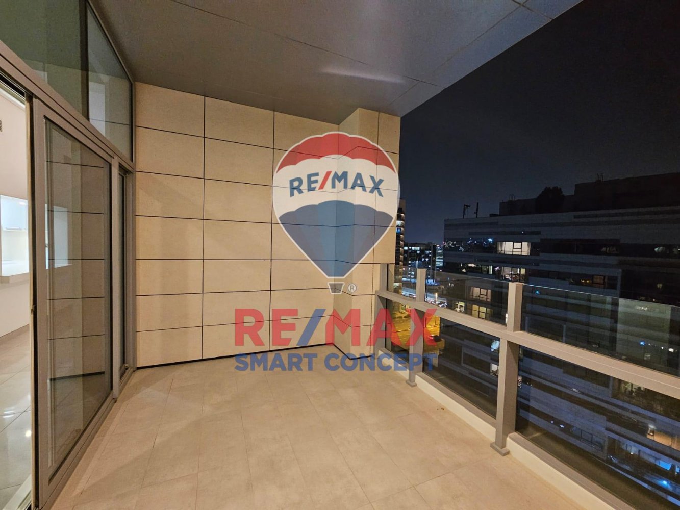 4 bedrooms Apartment in Al Raha Beach, UAE No. 21808