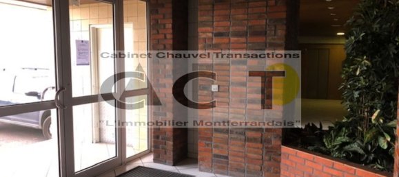 2 bedrooms Apartment in Clermont-Ferrand, France No. 193614 3