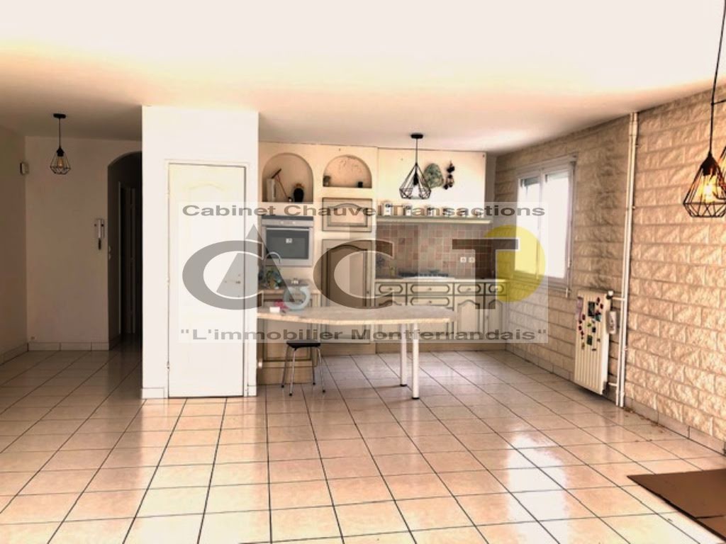2 bedrooms Apartment in Clermont-Ferrand, France No. 193614
