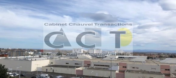 2 bedrooms Apartment in Clermont-Ferrand, France No. 193614 4