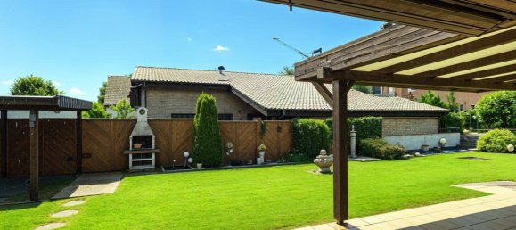 Таунхаус с 4 спальнями в Гютерсло, Германия № 259145 22