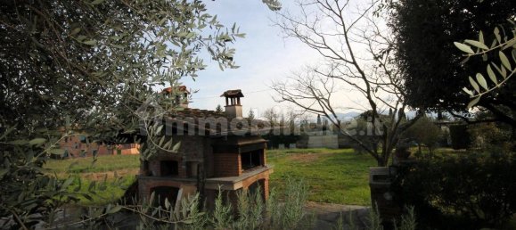 6 غرف نوم منزل في Capannori, Italy رقم 59550 10