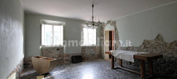 6 غرف نوم منزل في Capannori, Italy رقم 59550 25