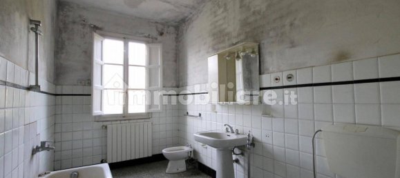 6 غرف نوم منزل في Capannori, Italy رقم 59550 32