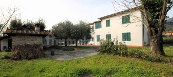 6 غرف نوم منزل في Capannori, Italy رقم 59550 5