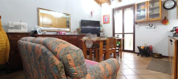 Квартира с 2 комнатами в Монте Кремаско, Италия № 101891 11