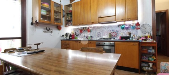 Квартира с 2 комнатами в Монте Кремаско, Италия № 101891 10