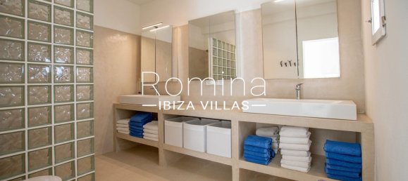 7 bedrooms House in Ibiza, Spain No. 152171 41
