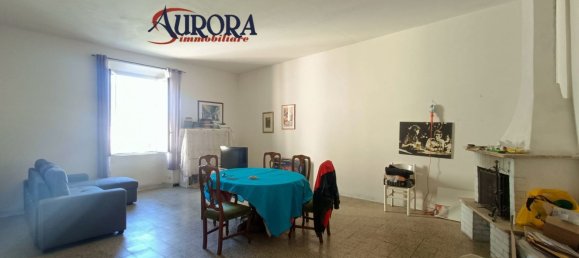 Квартира с 4 комнатами в Террачина, Италия № 86446 3