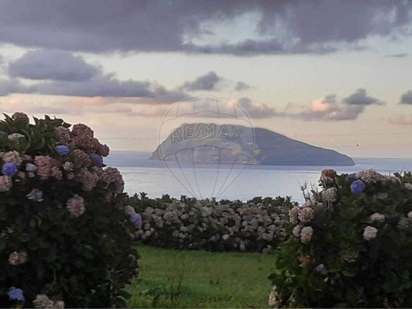 Дом с 3 спальнями в Санта Круш даш Флориш, Португалия № 45264