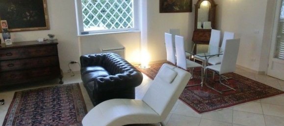 5 rooms House in Forte dei Marmi, Italy No. 198597 3