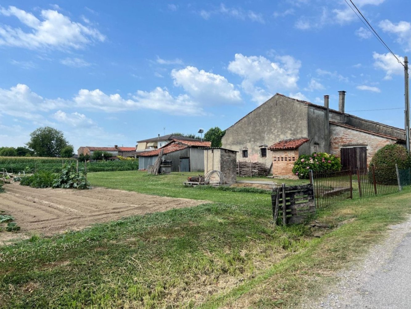 Земельный участок в Фоссо, Италия № 315268