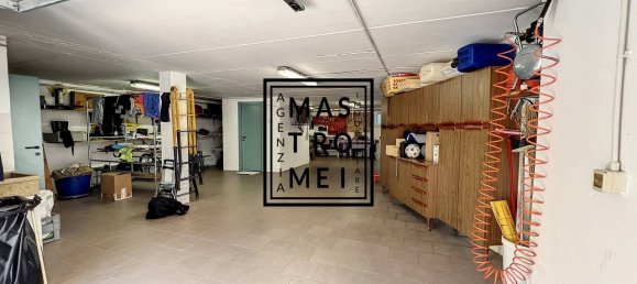 3 bedrooms Villa in Castelfranco di Sotto, Italy No. 169968 2