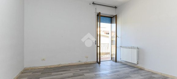 Apartamento de 2 habitaciónes en Rome, Italy No. 114824 3