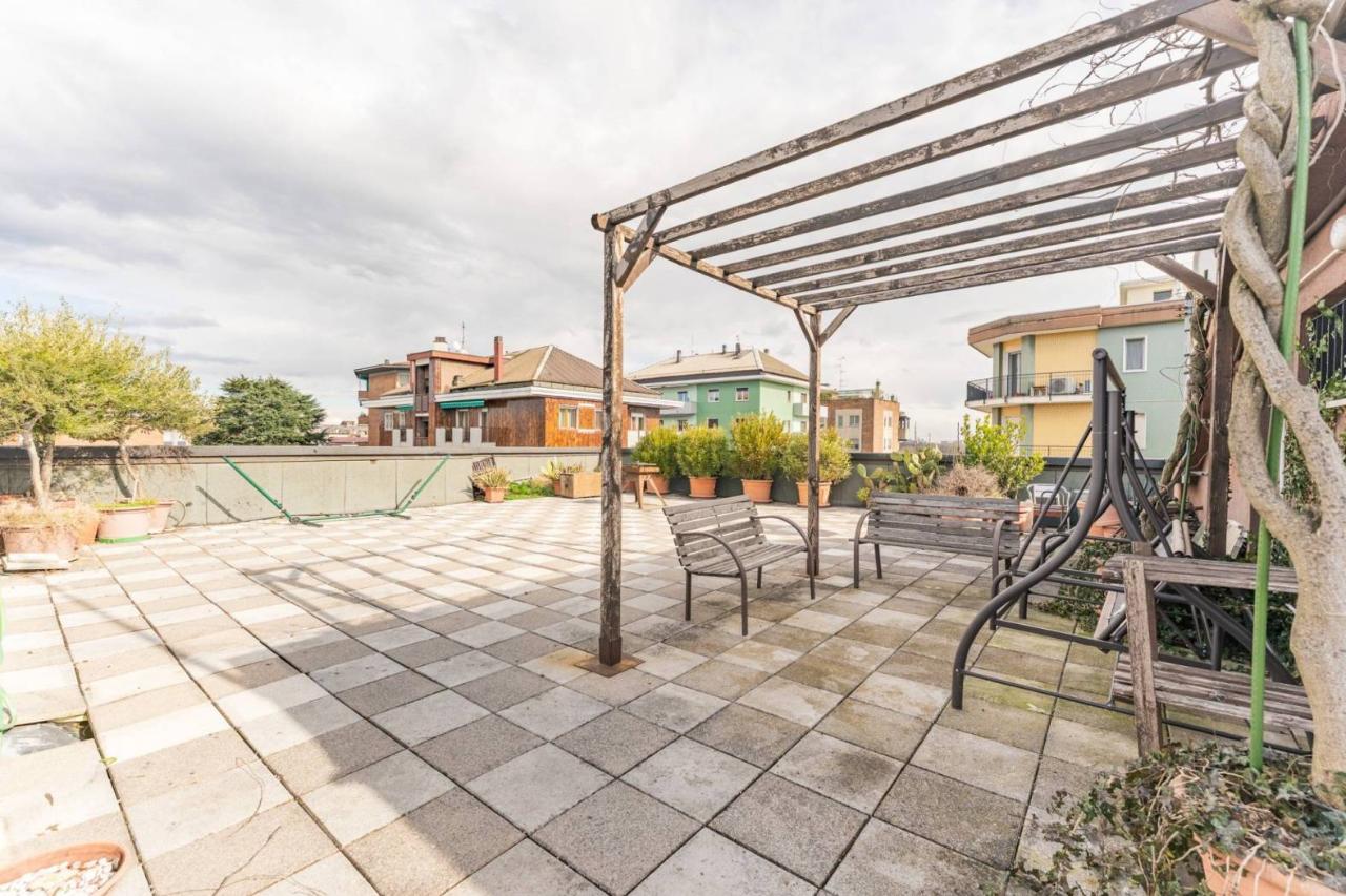 3-Zimmer Penthouse in Bresso, Italy, Nr. 41001