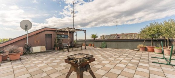 3-Zimmer Penthouse in Bresso, Italy, Nr. 41001 40