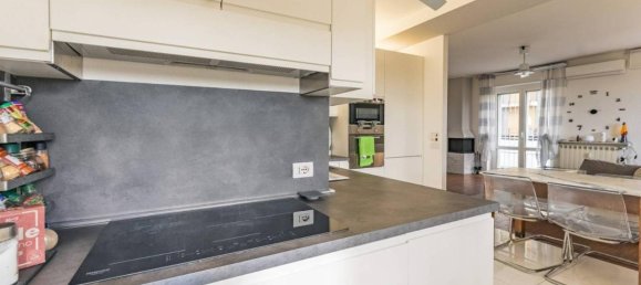 3-Zimmer Penthouse in Bresso, Italy, Nr. 41001 17