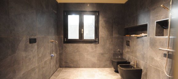 6 chambres Villa à Pino Torinese, Italy No. 121599 42