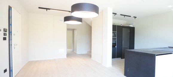 6 chambres Villa à Pino Torinese, Italy No. 121599 11