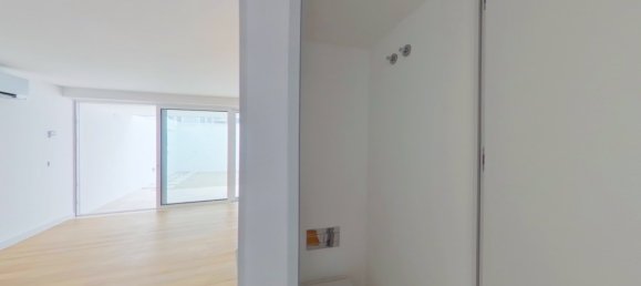 1 bedroom Duplex in Lisbon, Portugal No. 184349 3