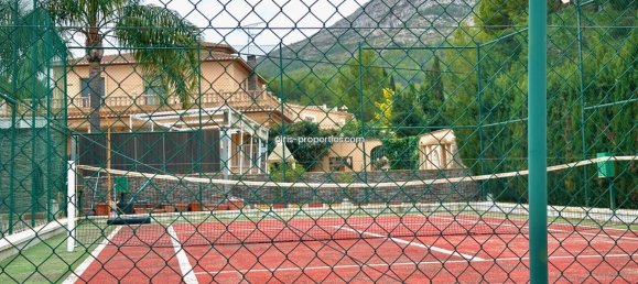 12 chambres Maison de ville à Denia, Spain No. 24644 3