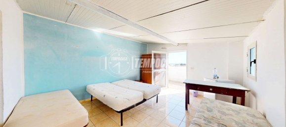 3 bedrooms Apartment in Manduria, Italy No. 363717 3