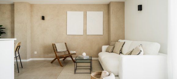 2 bedrooms Penthouse in Marbella, Spain No. 75086 8