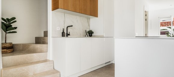 2 bedrooms Penthouse in Marbella, Spain No. 75086 3