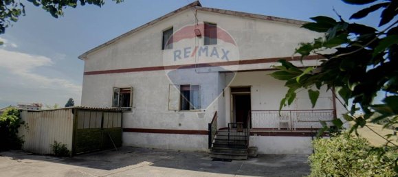 7 rooms House in Casalbordino, Italy No. 74191 27