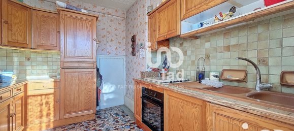 3 Schlafzimmer Haus in Mehun-sur-Yevre, France, Nr. 50162 2