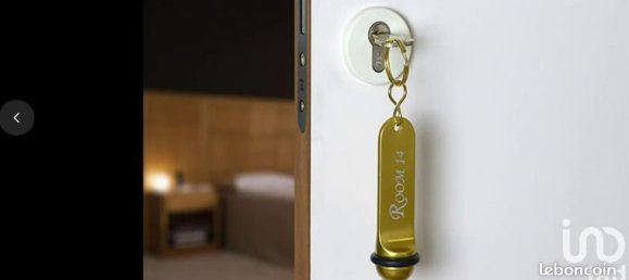 600m² Commercial property in Lot, France No. 301757 4