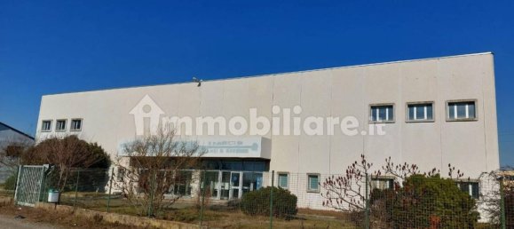 Entrepôt à Palestro, Italy 4000m² No. 316974 2