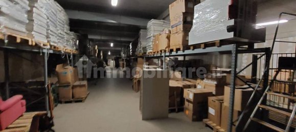 Entrepôt à Palestro, Italy 4000m² No. 316974 10
