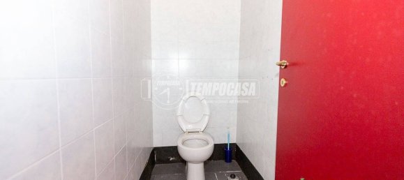 Villa de 2 dormitorios en Casalpusterlengo, Italy No. 14407 36