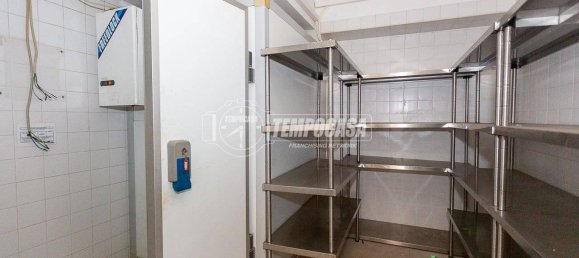 Villa de 2 dormitorios en Casalpusterlengo, Italy No. 14407 2