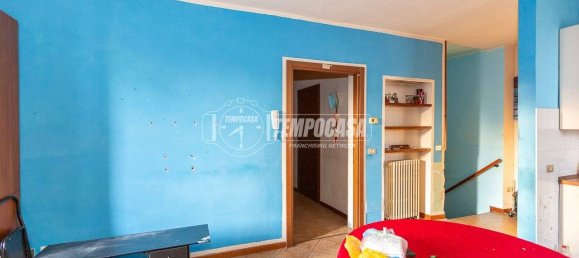 Villa de 2 dormitorios en Casalpusterlengo, Italy No. 14407 43