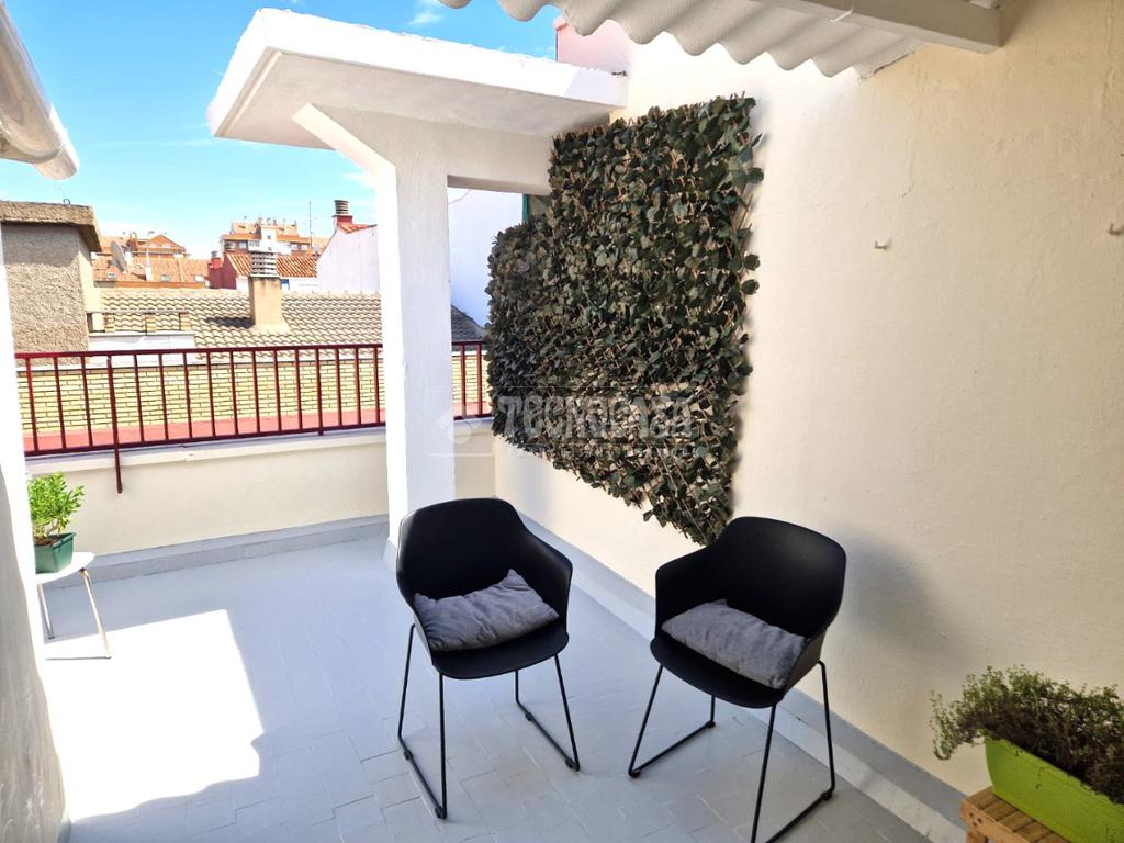 3-Zimmer Penthouse in Zaragoza, Spain, Nr. 249548